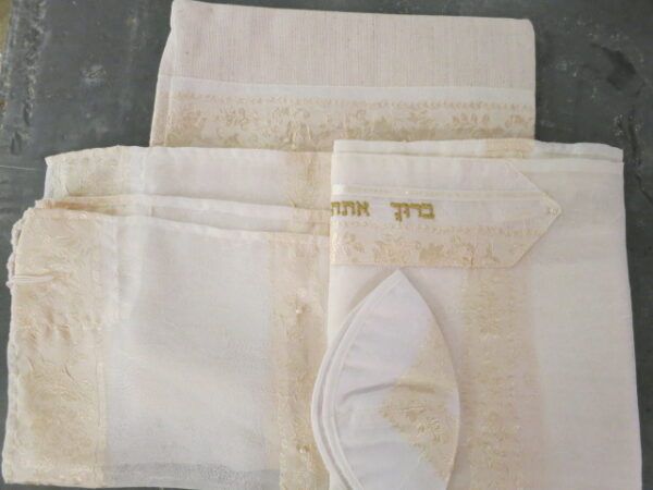 Women's Polyester Tallit Set with Pale Gold Lace Banding & Pearl Design